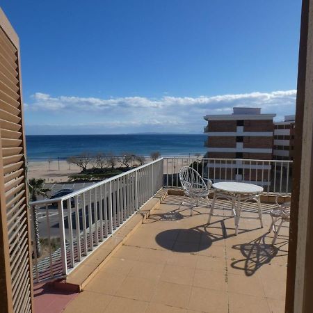 Atico Con Vista Mar. 50 M De La Playa - Casa Nova 13 Apartment Roses Bagian luar foto